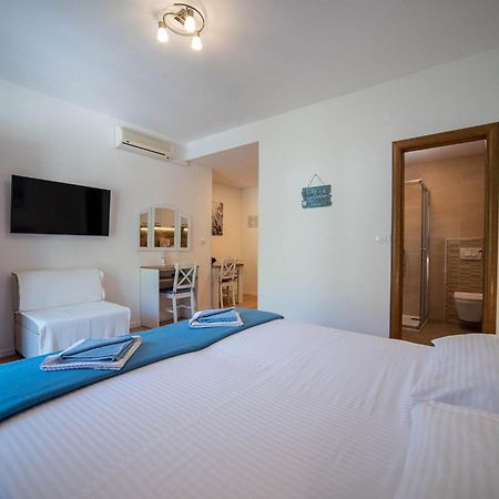 Apartments Njiric Zaton  Chambre photo