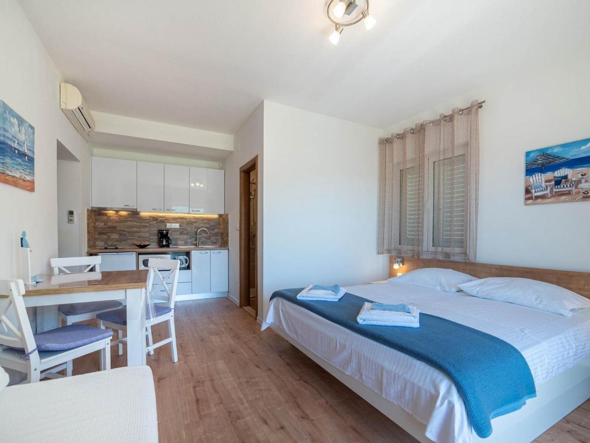 Apartments Njiric Zaton  Extérieur photo